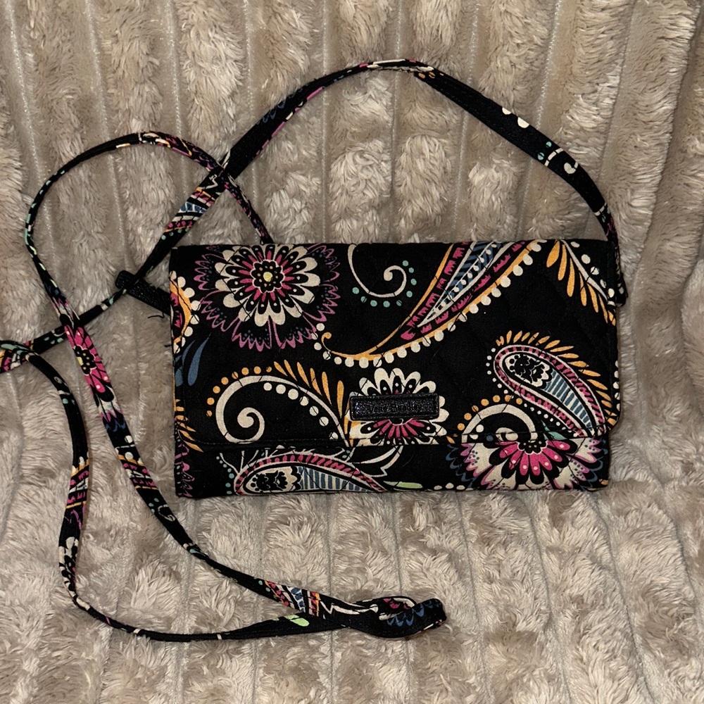 💛SALE: Vera Bradley Black Floral Crossbody Wallet Bag